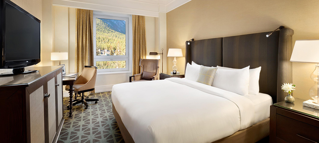 Fairmont Mountain View Room